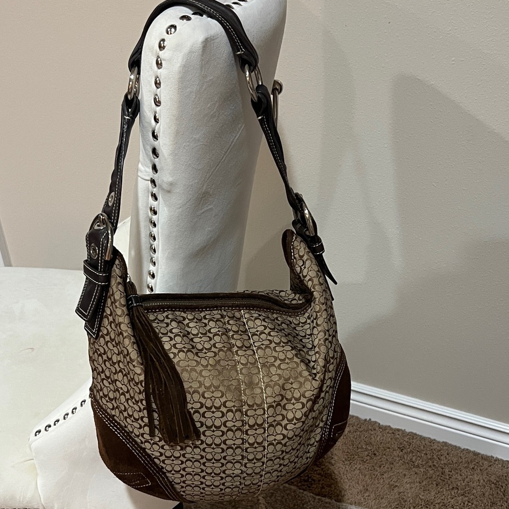 AUTHENTIC VINTAGE COACH shoulder Women's Bag.